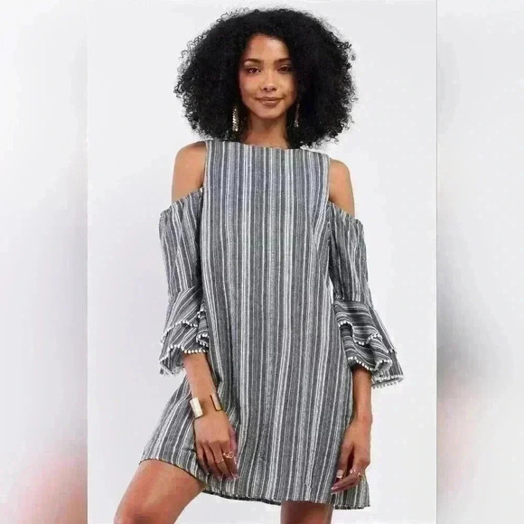 Sugarlips Dresses & Skirts - Sugar Lips Navy and White Striped Cutout Shoulder mini dress